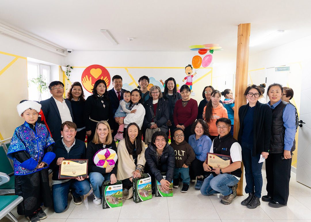 A group photo of Holt donors and Holt Mongolia staff